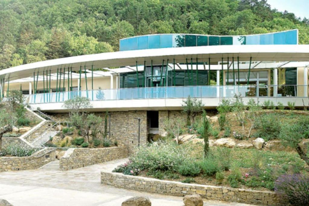 Charmant T3 En Plein Centre Du Bousquet-D'Orb Le Bousquet-d'Orb Exterior photo